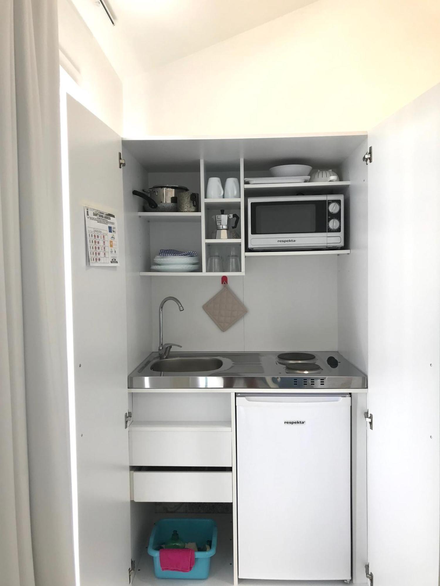 Case Vacanze "Bianco Mare" Porto Pino Quarto foto