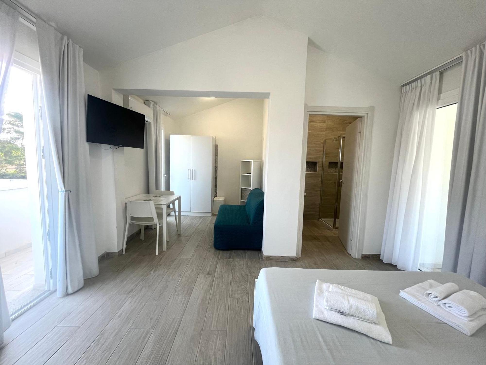 Case Vacanze "Bianco Mare" Porto Pino Quarto foto